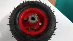 Rubber pneumatic wheels