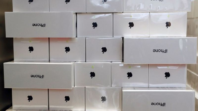 Apple iPhone X - Unlocked, Sim Free, Warranty