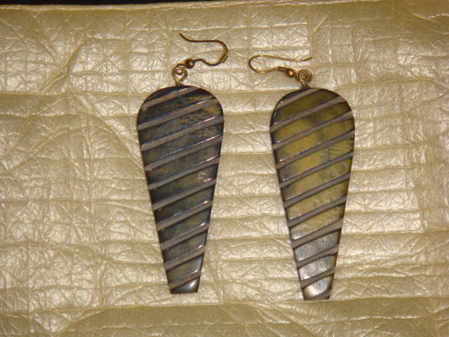 Horn Earrings at Best Price in Delhi | Time Asia Exports