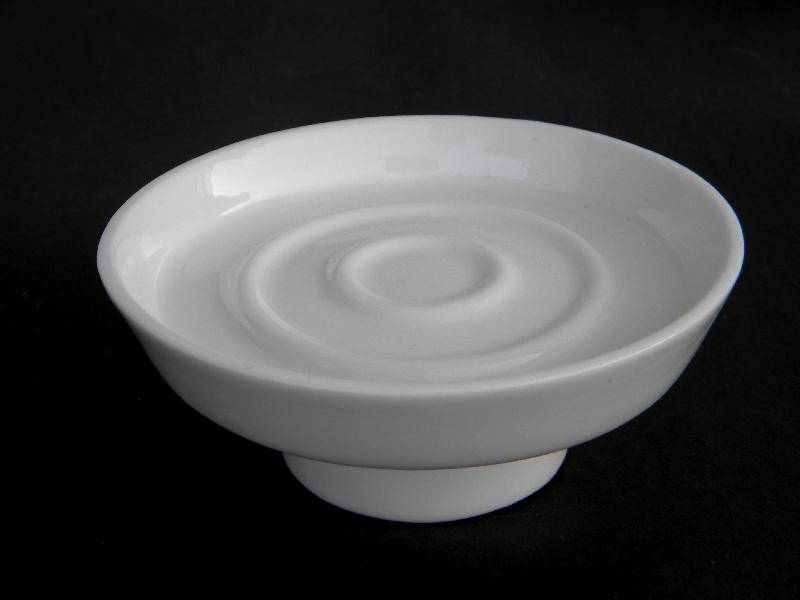 SOAP DISH WITH STAND