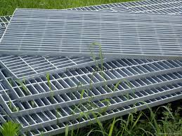 Floor steel grating