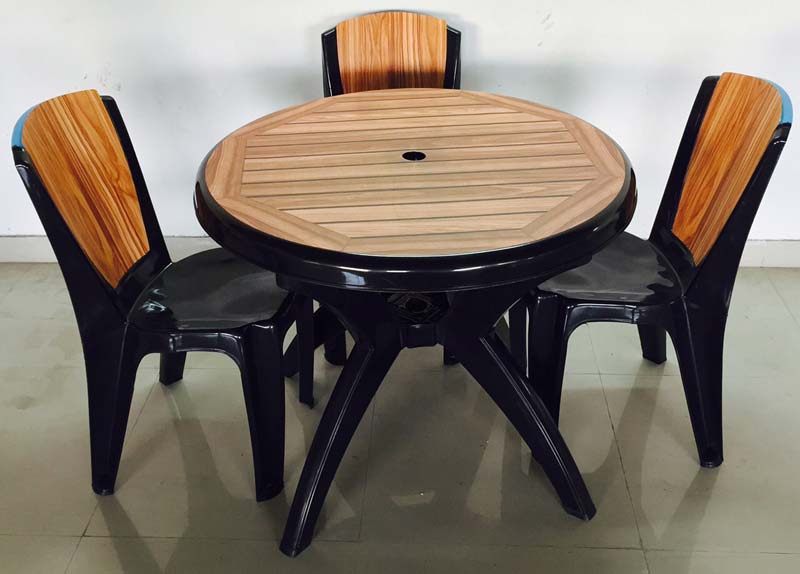 Injection molded Plastic dining table