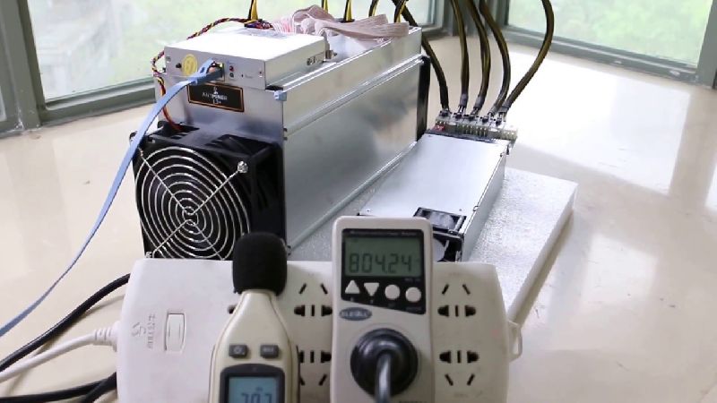 Bitcoin Miner Mining Machine