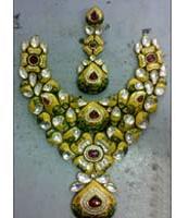 Heavy Kundan Necklace Set