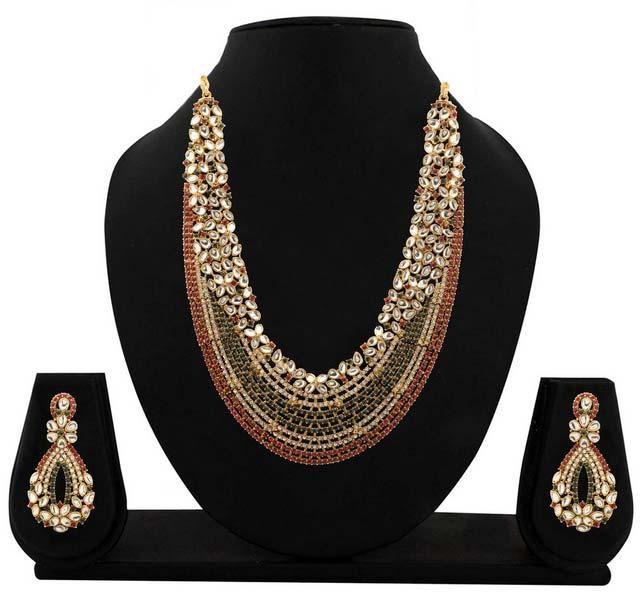 Zaveri Pearls Kundan Necklace Set