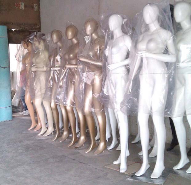 Fiber mannequins, Style : Standing