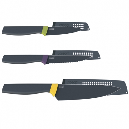 A set of 3 knives