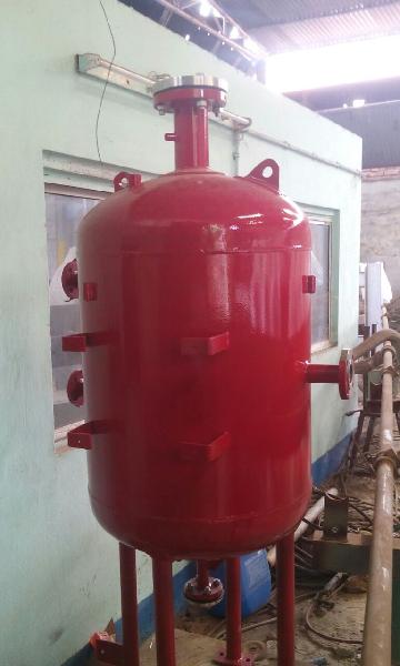 Foam module for rim seal fire protection system