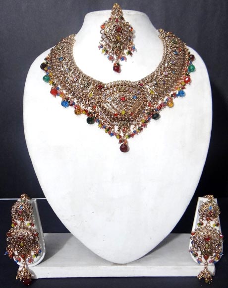 Ravishing Heavy Necklace Set