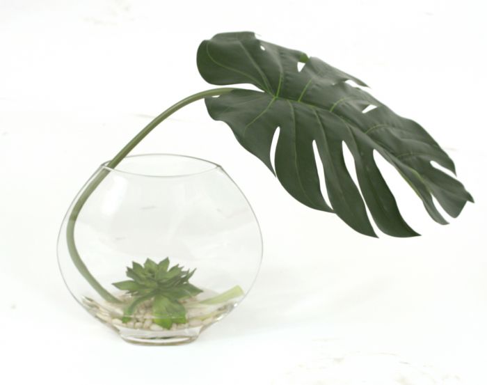 16037# - Waterlook (R) Philodendron Leaf, Green Lotus Pods