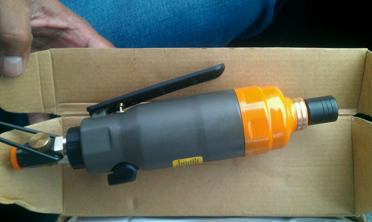 Air Impact Screwdrivers