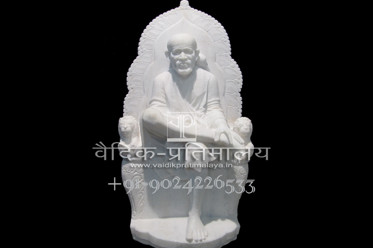 Shirdi Sai Baba Statue