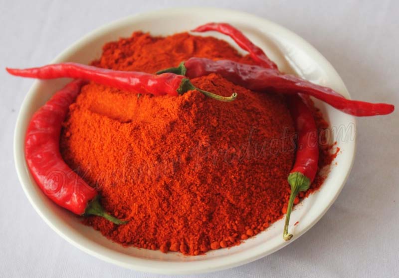 Common red chilli powder, for Cooking, Fast Food, Sauce, Packaging Type : 100gm, 1kg, 200gm, 300gm