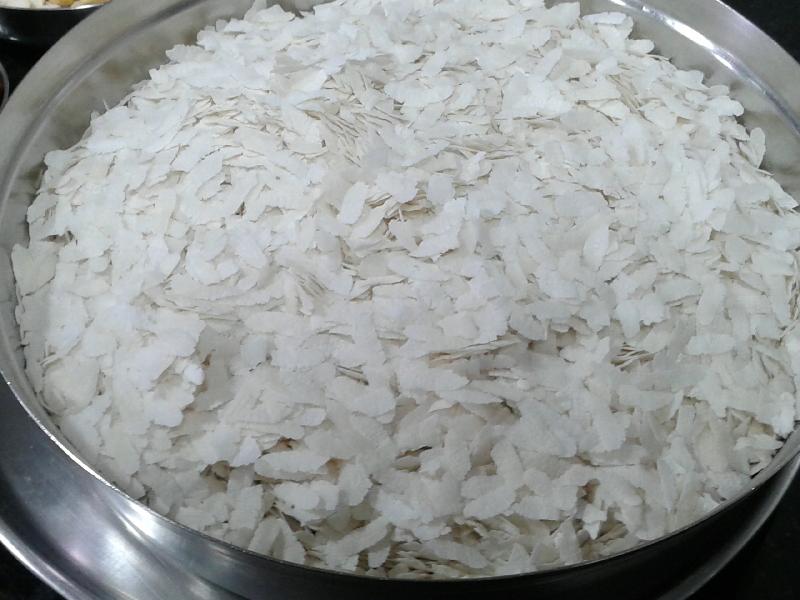 Crunchy Fried Rice Flakes, for Cooking, Taste : Salty, Sweet