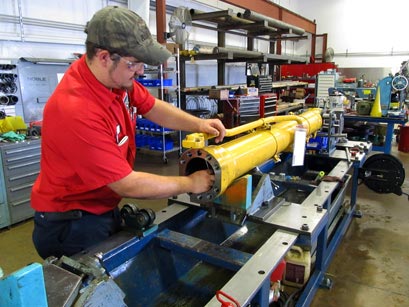 Hydraulic Cylinder Machine Repairing