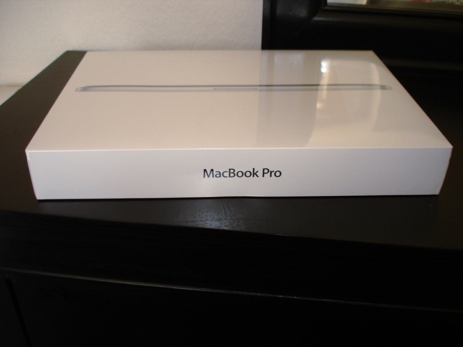 New 2015 Apple 15macbook Pro Retina Force Touch 2.2ghz I7 16gb 256gb