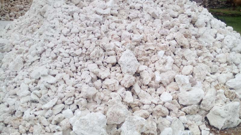 Raw Magnesite Lumps