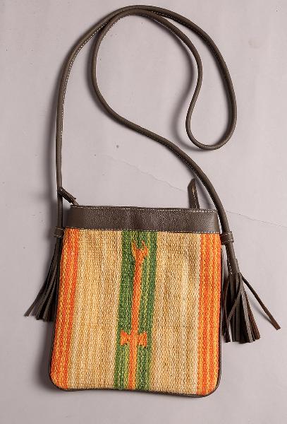 Ajia hand-woven punja dhurrie bag, Feature : Handwoven