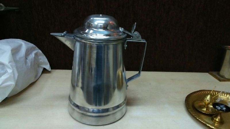 Stainless Steel Jug, for Hotel, Restaurant, Home, Size : 15 inch
