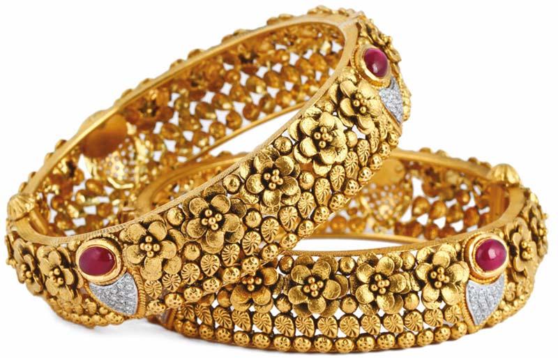 Marwari sale gold bangles