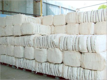 Cotton Bales, for Agriculture, Filling Material, Yarn Making, Pattern : Plain
