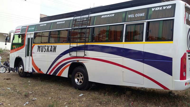 volvo bus price india