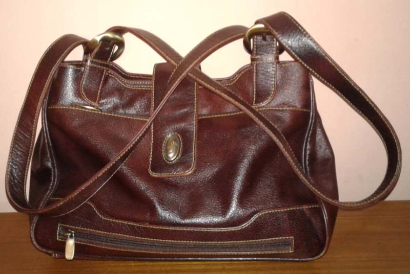 Ladies Leather Hand Bags at Best Price in Kolkata - ID: 2010475 | Unik ...