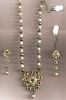 Diamond Necklace Set  (C 8)