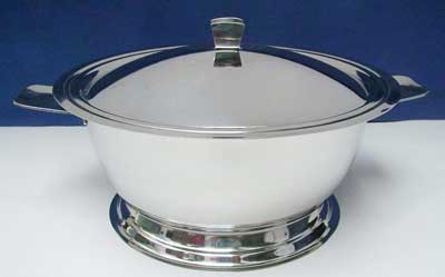 Bowl with Lid