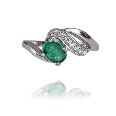 10 - Ratna Mahal Emerald Grace Nature Green Ring