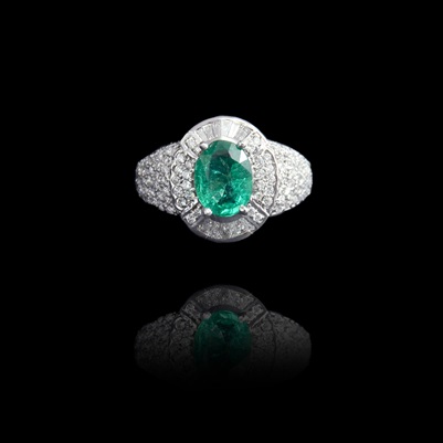 11 - Ratna Mahal Elegant Diamond Cross and Emerald Ring