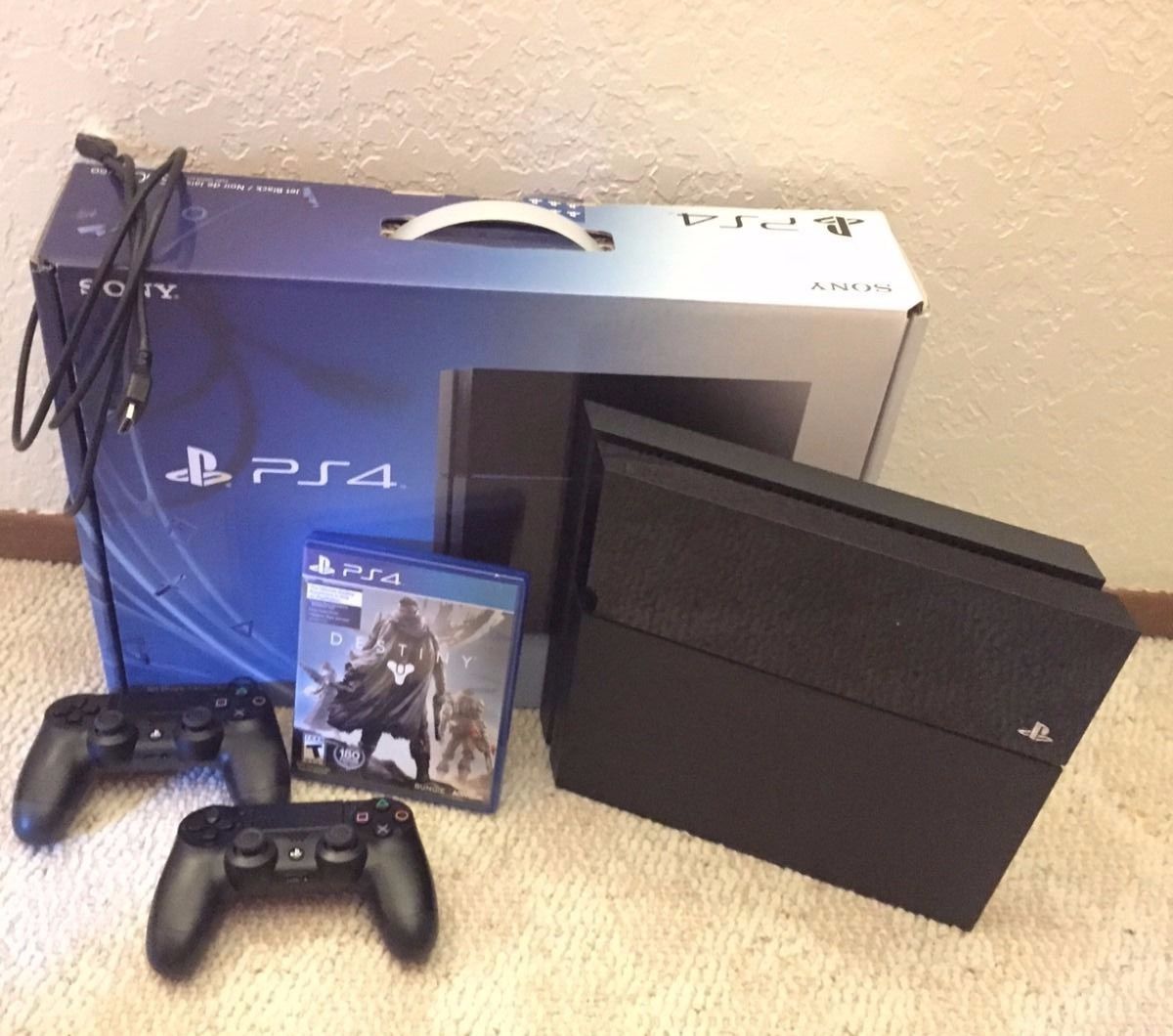 playstation 4 500gb 2 controllers