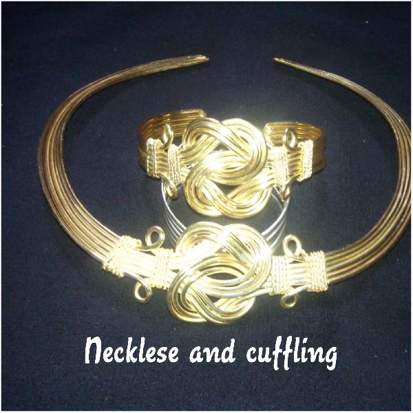 Necklace & Cuffling Set