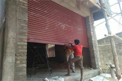 Hand Operated Rolling Shutter