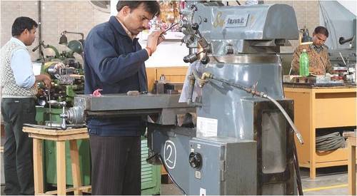 Industrial Machines Repairing services