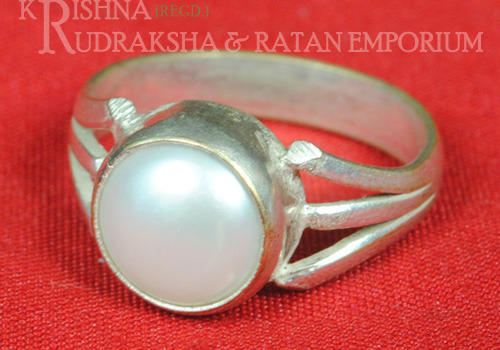 Buy quality 925 sterling silver pearl / moti ring for ladies in Ahmedabad-hautamhiepplus.vn
