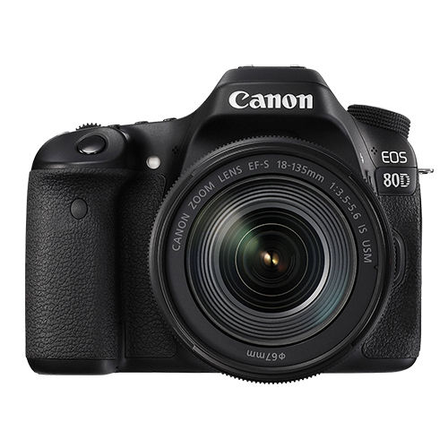 18-135mm EF-S f 3-5 IS USM Lens Canon EOS 80D Digital SLR Camera