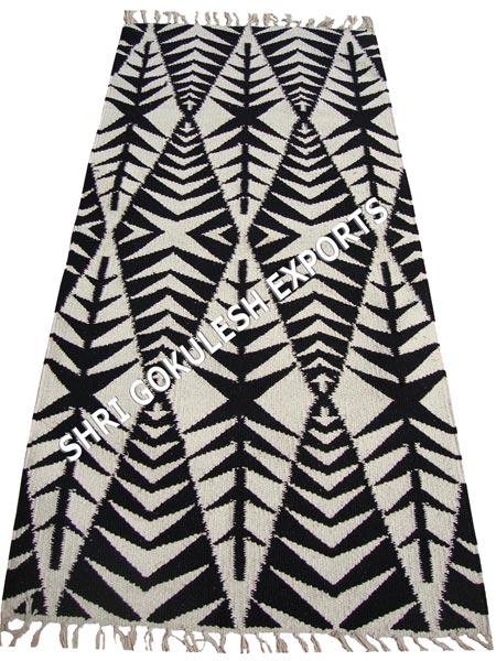 Black and White Cotton Rug