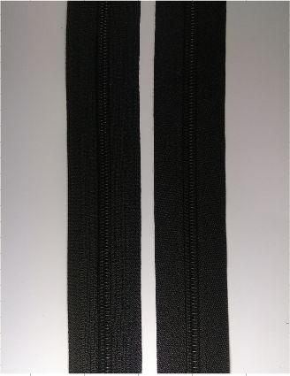 Plain Polyester CFC Zippers (#5), Length : 200 Yards