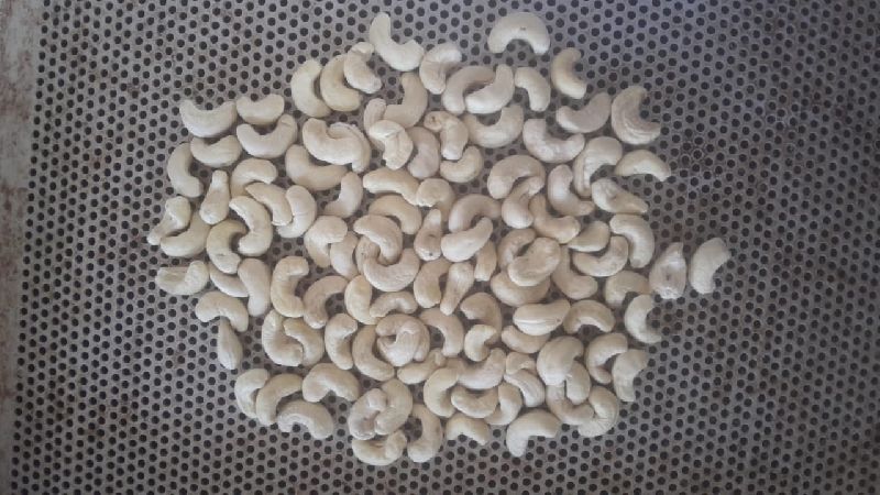 Natural Cashew Kernel W450, for Eatable, Packaging Type : Tinned Can