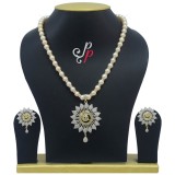 Exclusive Pearl Necklace sets