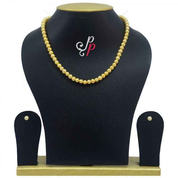 Exotic Pearl necklace set