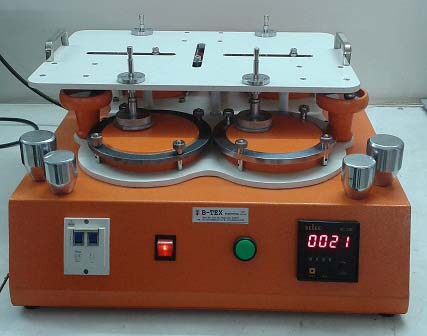 Martindale Abrasion cum Pilling Tester, for Household, industrial, Laboratory