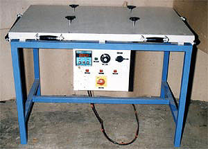 HOT PLATE FOR ORTHOPAEDIC MOULD