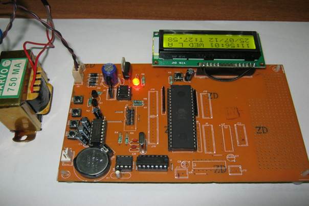 AT89S52 DEVELOPEMENT BOARD