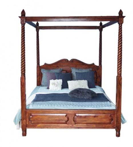 Four Poster Bed: Dark Brown, King Size