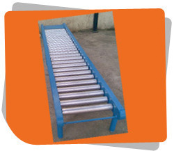 Stainless Steel Roller Conveyor, Length : 1-10 feet, 10-20 feet