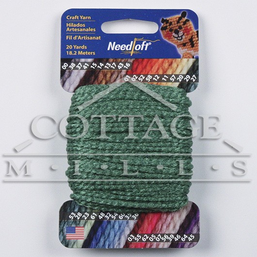 20 Yard Needloft Yarn - Christmas Green - #51028