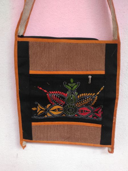 Kantha Work Sidepati Single Pocket Handbags