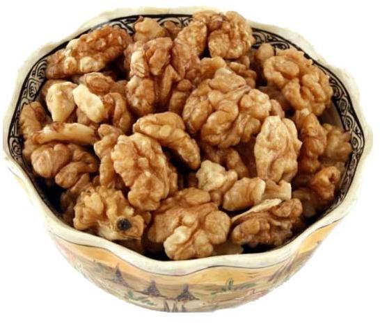 Walnut kernels